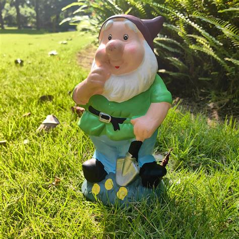 gnomes amazon